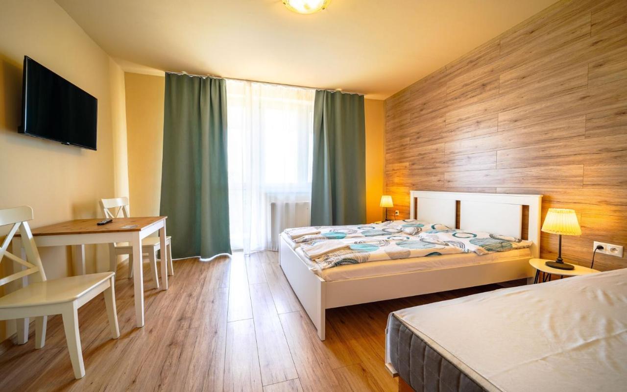Apartmany Karmon Park Veľký Meder Εξωτερικό φωτογραφία