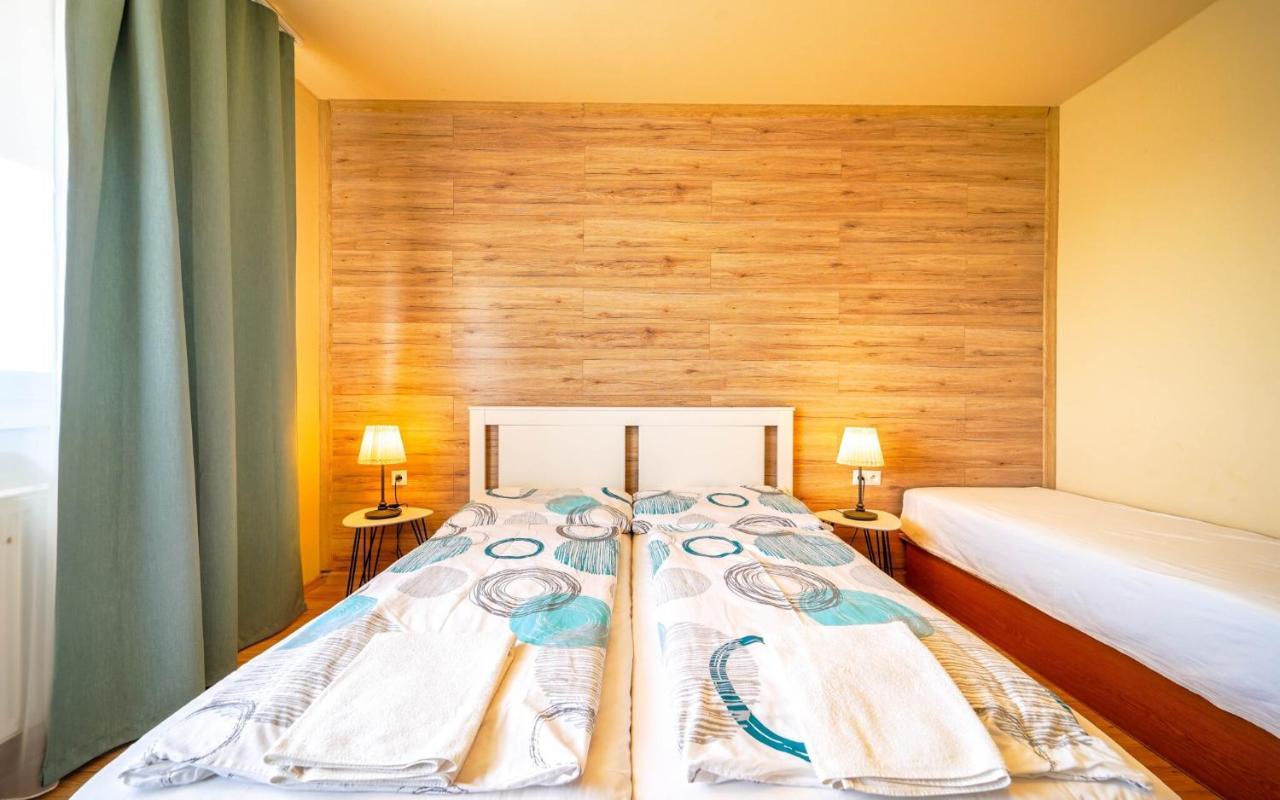 Apartmany Karmon Park Veľký Meder Εξωτερικό φωτογραφία